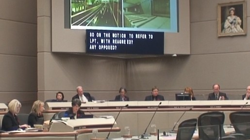 h02 m32 s11 f02 - closed captioning